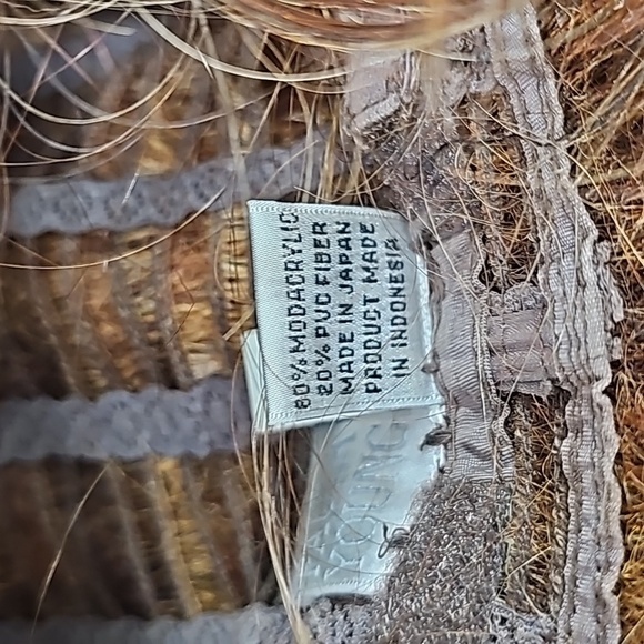 Paula Young wig, style Breeze, size Average, color fiery red. New in box. - Picture 10 of 10